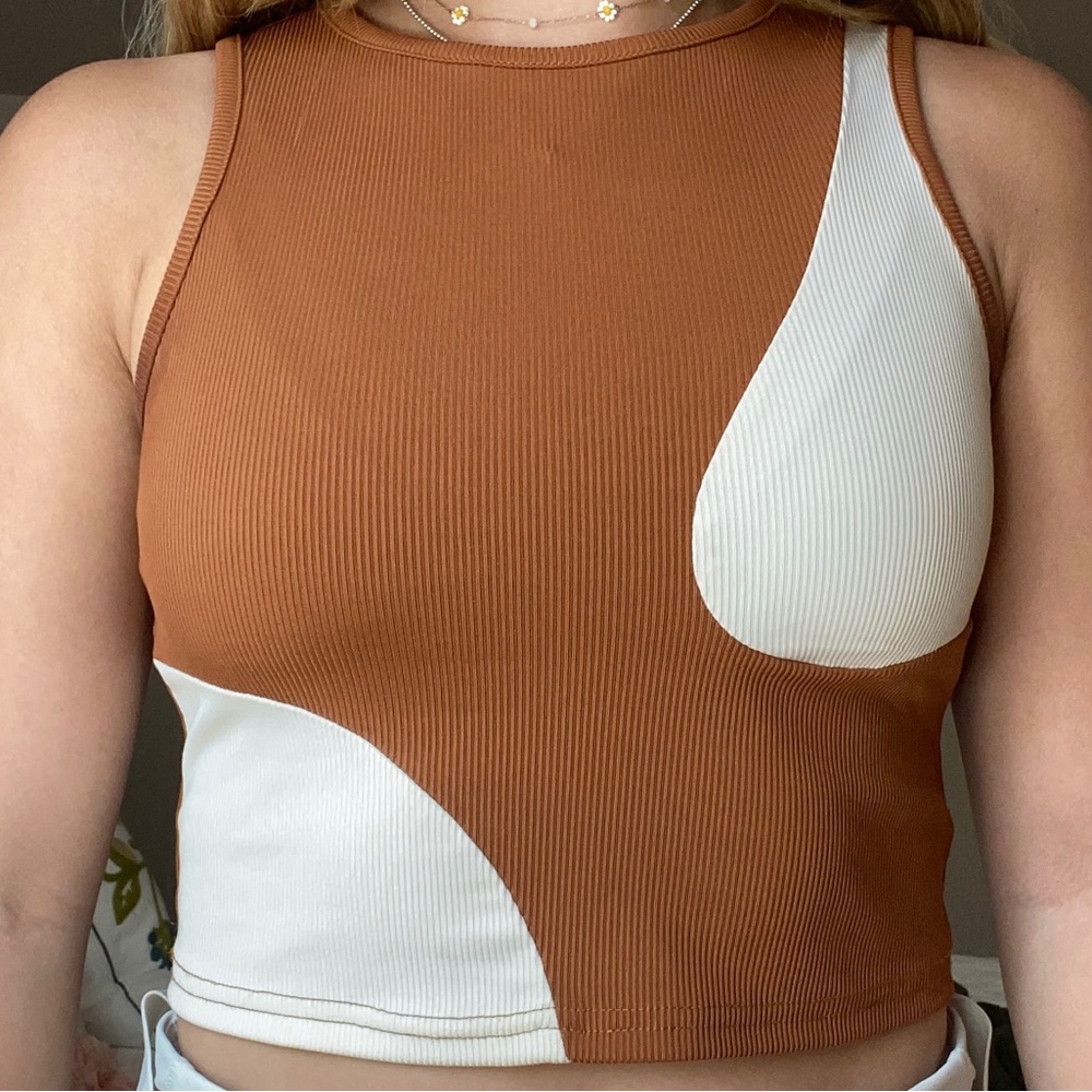 pattern crop tank - Picture 3 of 3